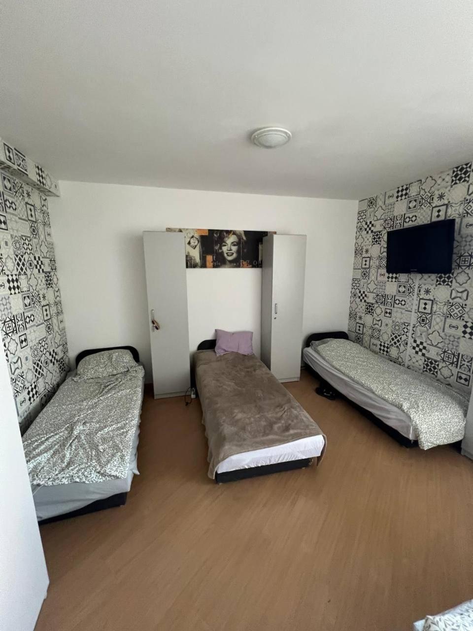 Hostel „U Sashka” 바르샤바 외부 사진